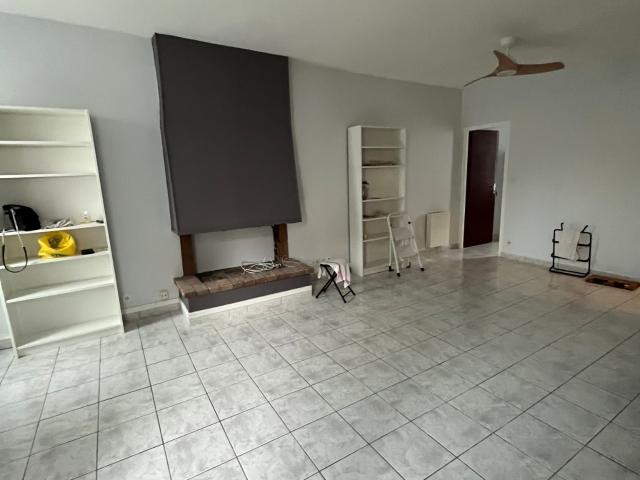 A louer 3 PIECES meublé – rue Devosge 700€/MOIS CC