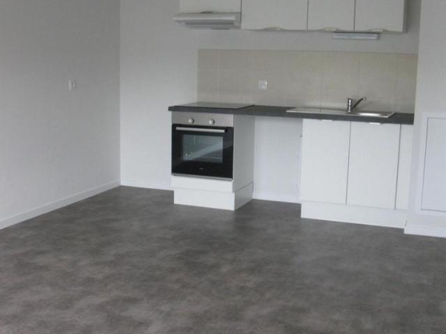A LOUER 56 VANNES LE VINCIN T2, 46,65 m2 Garage LIBRE