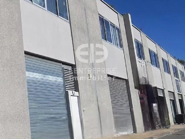 A LOUER 740m² ENTREPOT VILLENEUVE LOUBET
