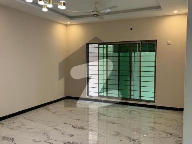 A Palatial Residence For Sale In Askari 6 Karachi Askari 6