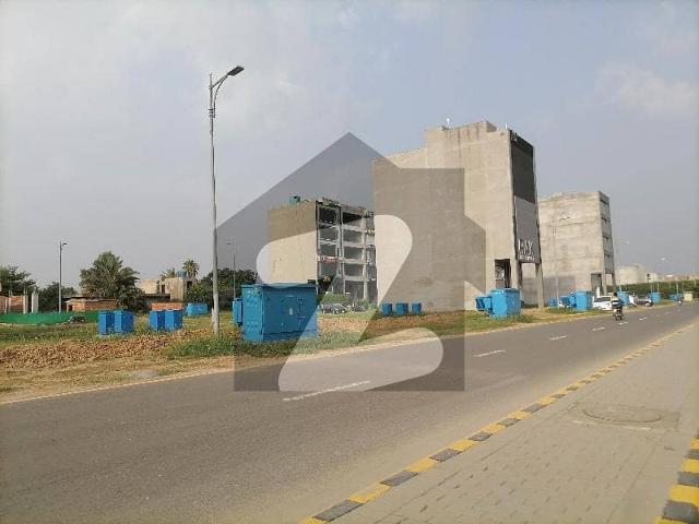 A Palatial Residence For sale In Commercial Broadway Block B Lahore