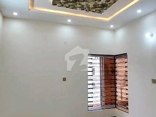 A Palatial Residence House For Prime Location Rent In Gulberg 3 Lahore