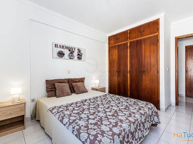 A. Pêra Apart. 2 Quartos Garagem 150 Metros da Praia | 26064087572