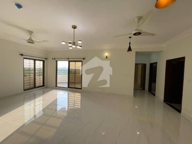 A Perfect Flat Awaits You In Askari 5 Sector J Karachi