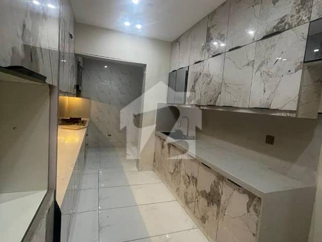 A Perfect Flat Awaits You In Bath Island