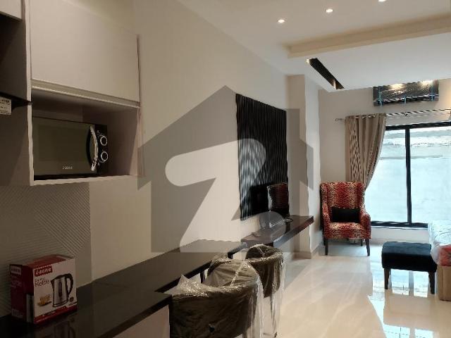A Perfect Prime Location Flat Awaits You In Gulberg