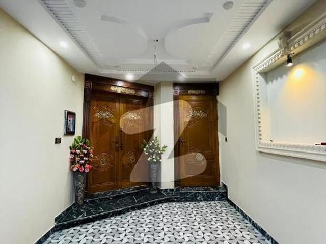 A Perfect Prime Location House Awaits You In Citi Housing Society