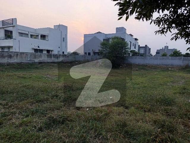 A Perfect Residential Plot Awaits You In DHA 9 Town Lahore