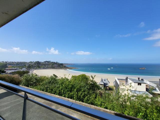 A Perros Guirec, appartement T3 avec VUE SUR MER EXCEPTIONNELLE !