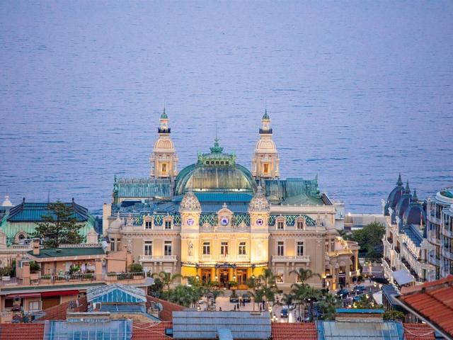 A pieds de Monaco, vue mer et vue de Monaco 83m² Beausoleil