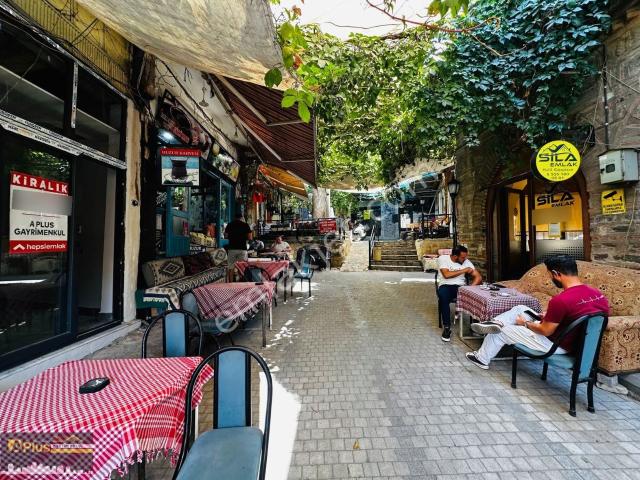 A Plus Gayrimenkulden Çarşı İçerisinde Satılık Dükkan