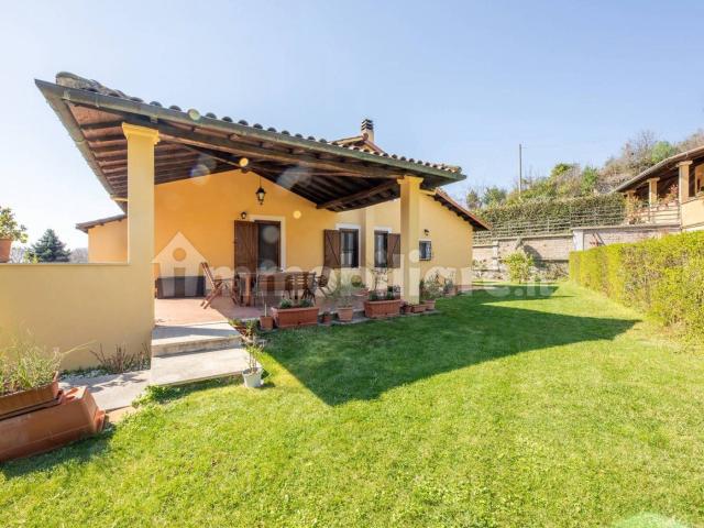 A pochi minuti dal centro storico di Sacrofano, in zona Petr. 141m² Sacrofano