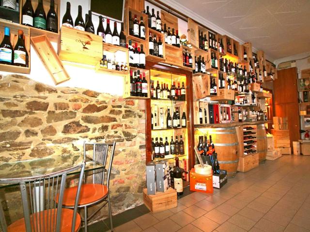 A pochi chilometri da Grosseto, in posizione strategica e fa. 191m² Grosseto