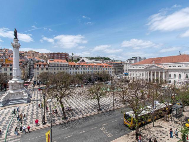 A praça mais famosa de Portugal. O apartamento mais raro do Rossio