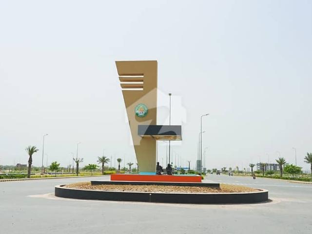 A Premium 1 Kanal Residential Plot Available In Sector Q, DHA Multan, Perfectly Located Near Major Education Hubs And Dining Spots