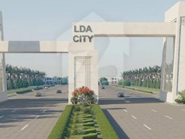 A Prime Location of a hot and lowest Price plot in K Block. Others Punjab Lahore ID 71239