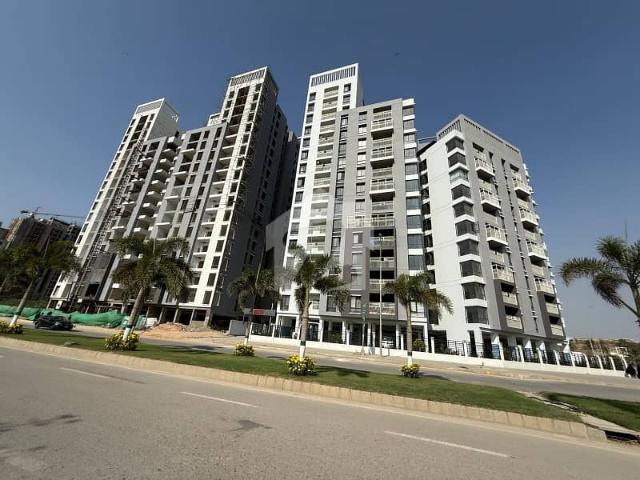 A Prime Location Flat Of 1800 Square Feet In Naya Nazimabad