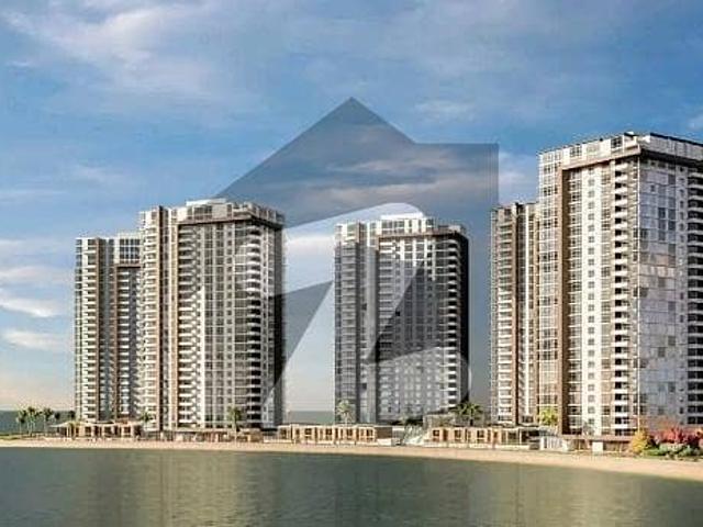 A Prime Location Flat Of 2632 Square Feet In Rs. 105000