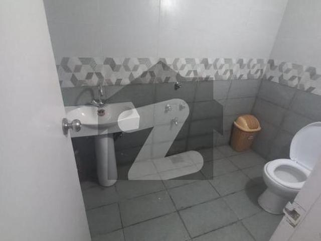 A Prime Location House Of 200 Square Yards In Al Muslim Society