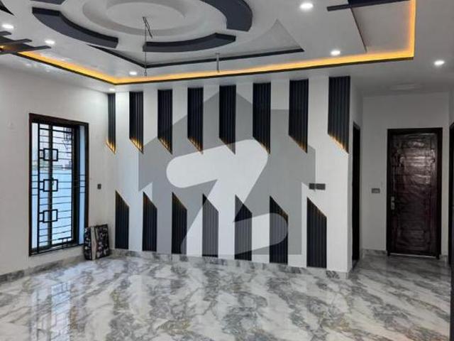 A Prime Location House Of 20 Marla In Multan DHA Phase 1 Sector M