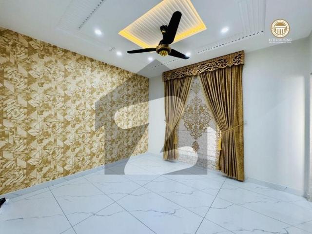 A Prime Location House Of 5 Marla In Citi Housing Society