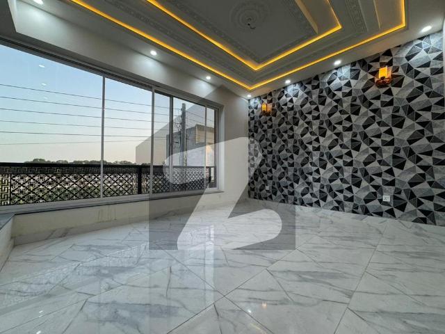 A Prime Location House Of 5 Marla In Buch Villas Phase 2 Manik Block
