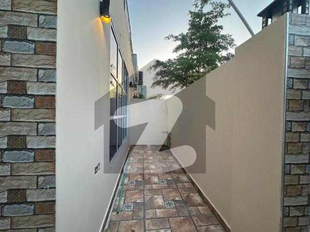 A Prime Location House Of 5 Marla In Multan Buch Villas Phase 2 Afzal Block