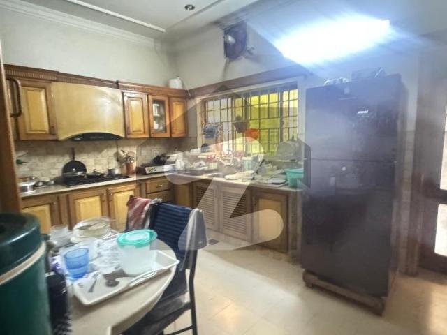 A Prime Location House Of 5 Marla In Ring Road