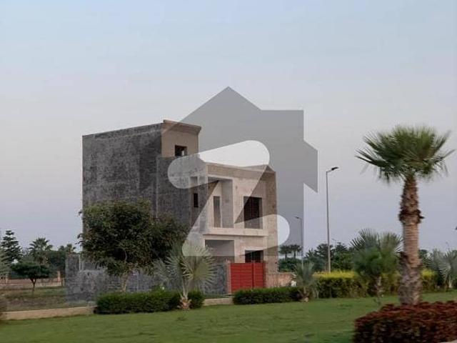 A Prime Location Residential Plot Of 5 Marla In Royal Palm City Block F
