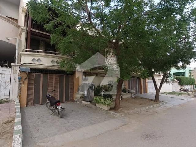 A Prime Location 400 Square Yards House Is Up For Grabs In North Nazimabad