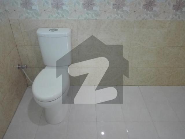 A Prime Location 5 Marla House In Gulraiz Housing Society Phase 2