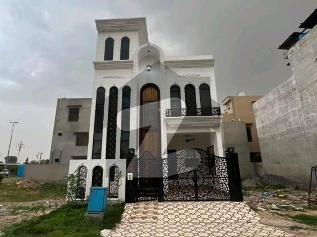 A Prime Location 5 Marla House Is Up For Grabs In Citi Housing Society