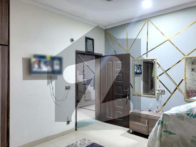 A Prime Location 6 Marla House Is Up For Grabs In T & Aabpara Housing Society