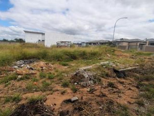 a prime piece of vacant land for sal.