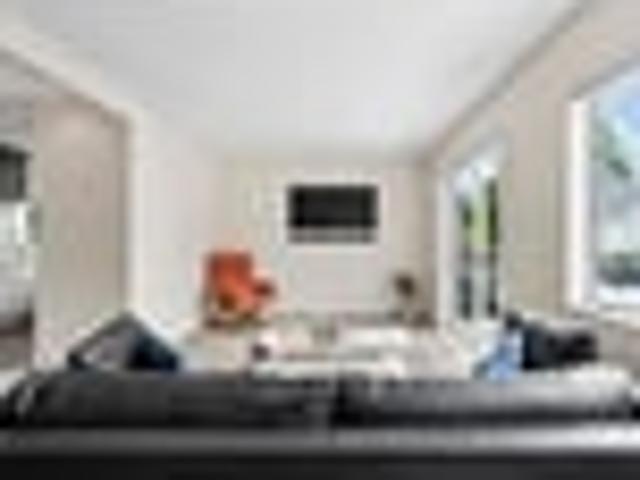 Four Bedrooms Double Grammar Zone!