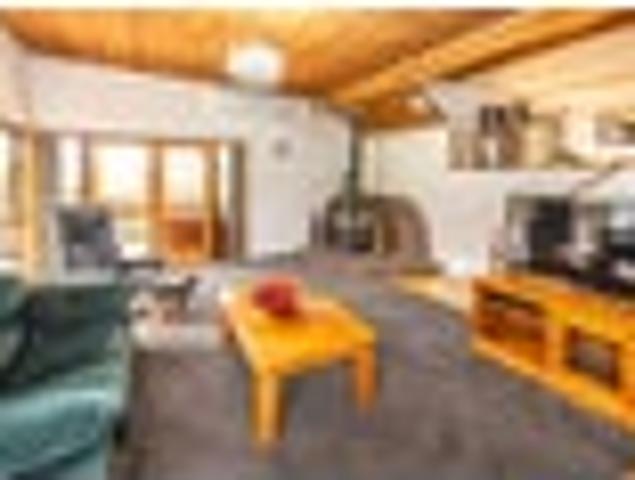 A Private Sanctuary Just Minutes from the CBD