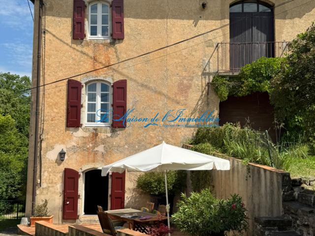 A proximité de la Bambouseraie d'Anduze, maison en pierres d