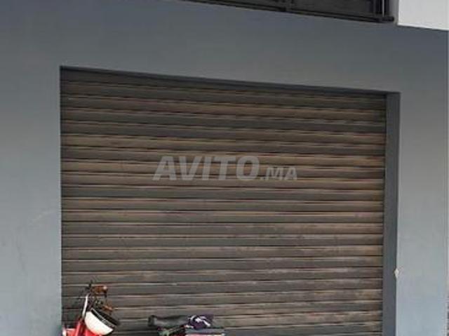 À proximité de la grande gare de Meknès