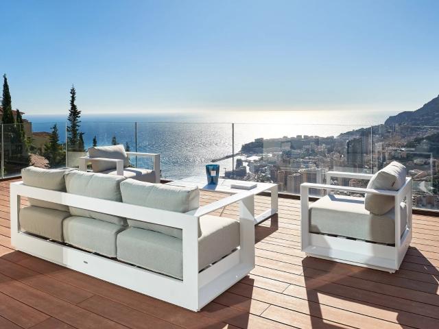 A proximité de Monaco, villa aux luxueuses prestations avec. 230m² Roquebrune Cap Martin