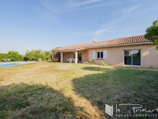 À quelques minutes d'Albi, villa de plain pied avec piscine et double garage, secteur Ouest
