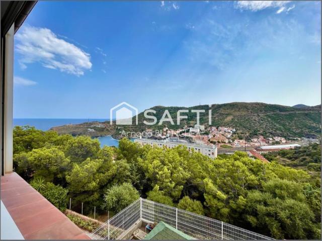 A quelques minutes de l'Espagne, charmante Villa deux faces avec vue mer et montagne dans quartier résidentiel