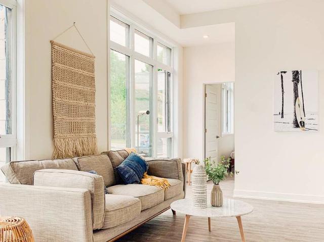 A Quiet And Safe Community Close To Downtown Ottawa | All inclusive apartments | Call 819 800 3993 To Book A Visit