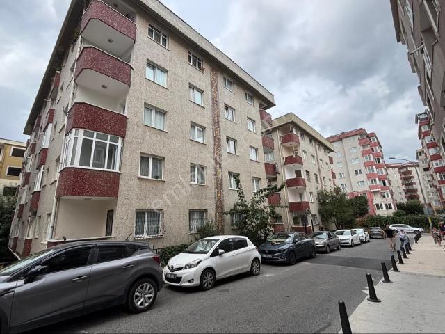 Çağrı Pınar Sitesinde 3+1 Kat Mülkiyetli Metroya 10 Dk