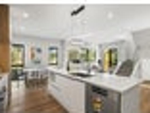 A Rare Opportunity Brand new 5 bedrooms house