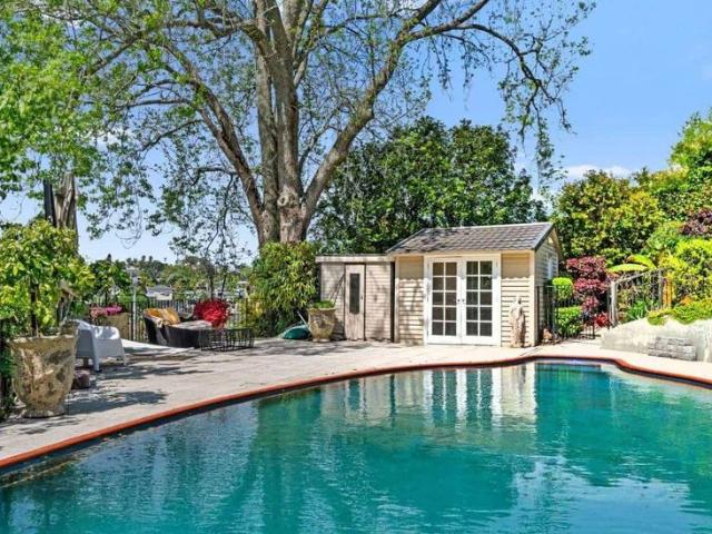 A Refined Sanctuary of Privacy and Prestige