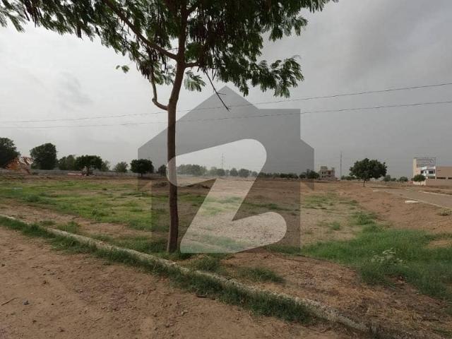 A Residential Plot Of 120 Square Yards In Rs. 480000 Feet Road