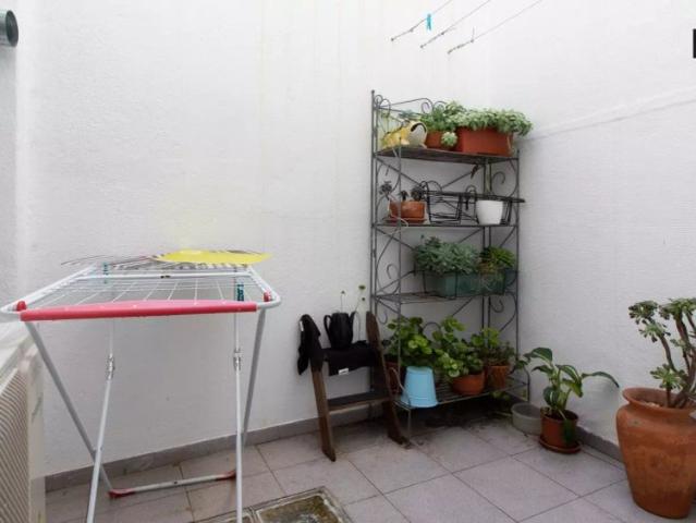 A residence building with 7 rooms to rent in Avenidas Novas, Lisbon