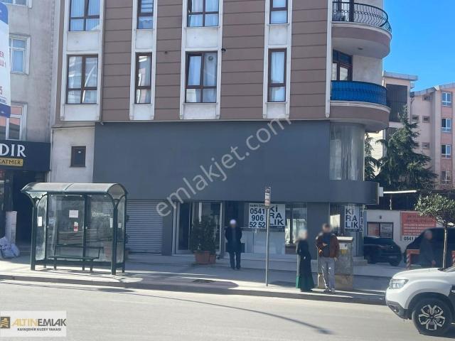 Aşıroğlu Caddesinde 650 M2 Kiralık Dükkan