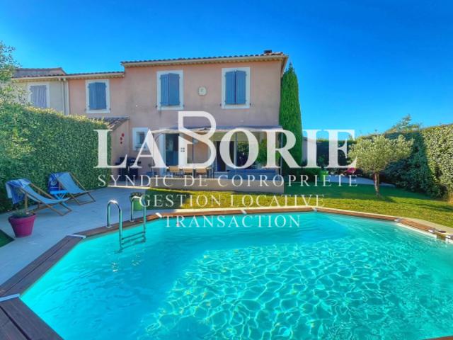 À Rochefort Du Gard 30, villa de 98 m2 avec piscine sur te