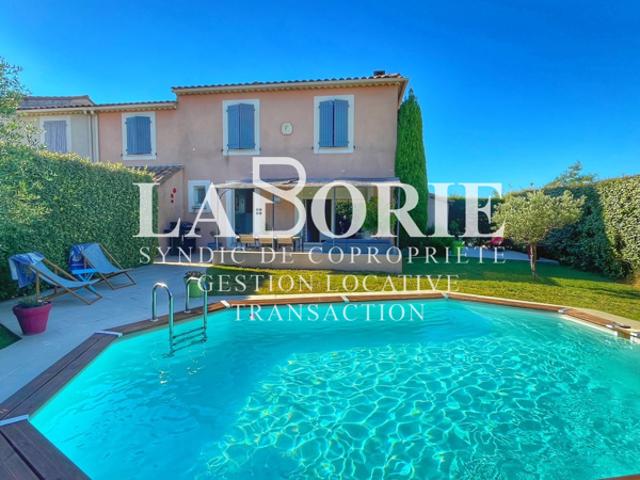 À Rochefort Du Gard 30, villa de 98 m2 avec piscine sur te